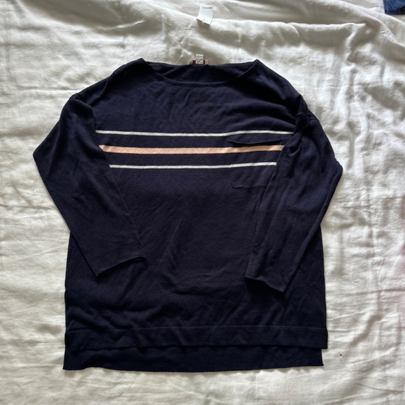 GAP Woman’s Sweater - Picture 6 of 10
